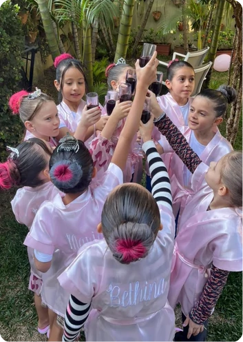 Página Corporativa para Empresa de Festas (12)